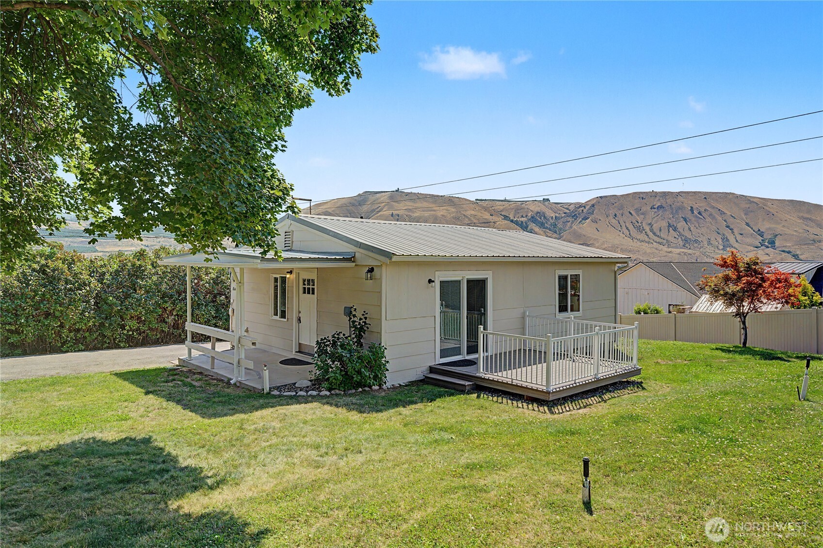 860 S Nancy Avenue Property Photo 1