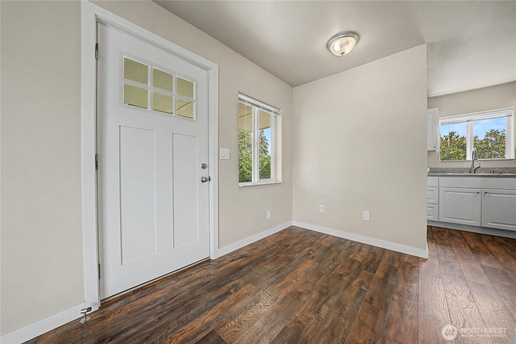 860 S Nancy Avenue Property Photo 3