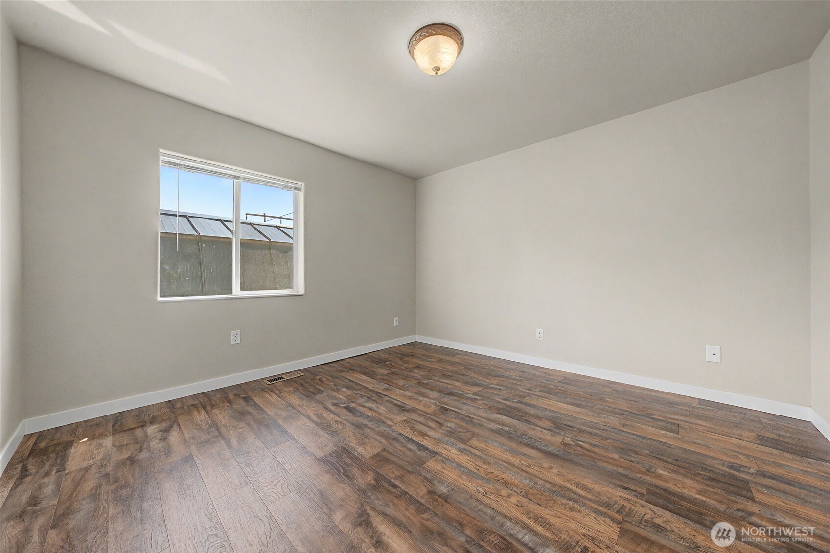 860 S Nancy Avenue Property Photo 16