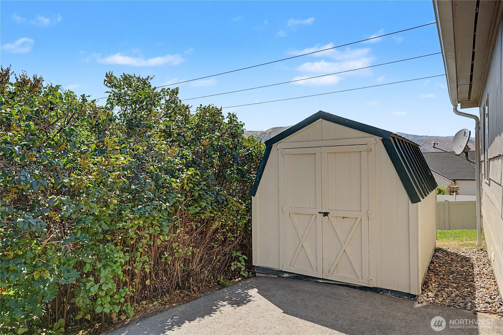 860 S Nancy Avenue Property Photo 21
