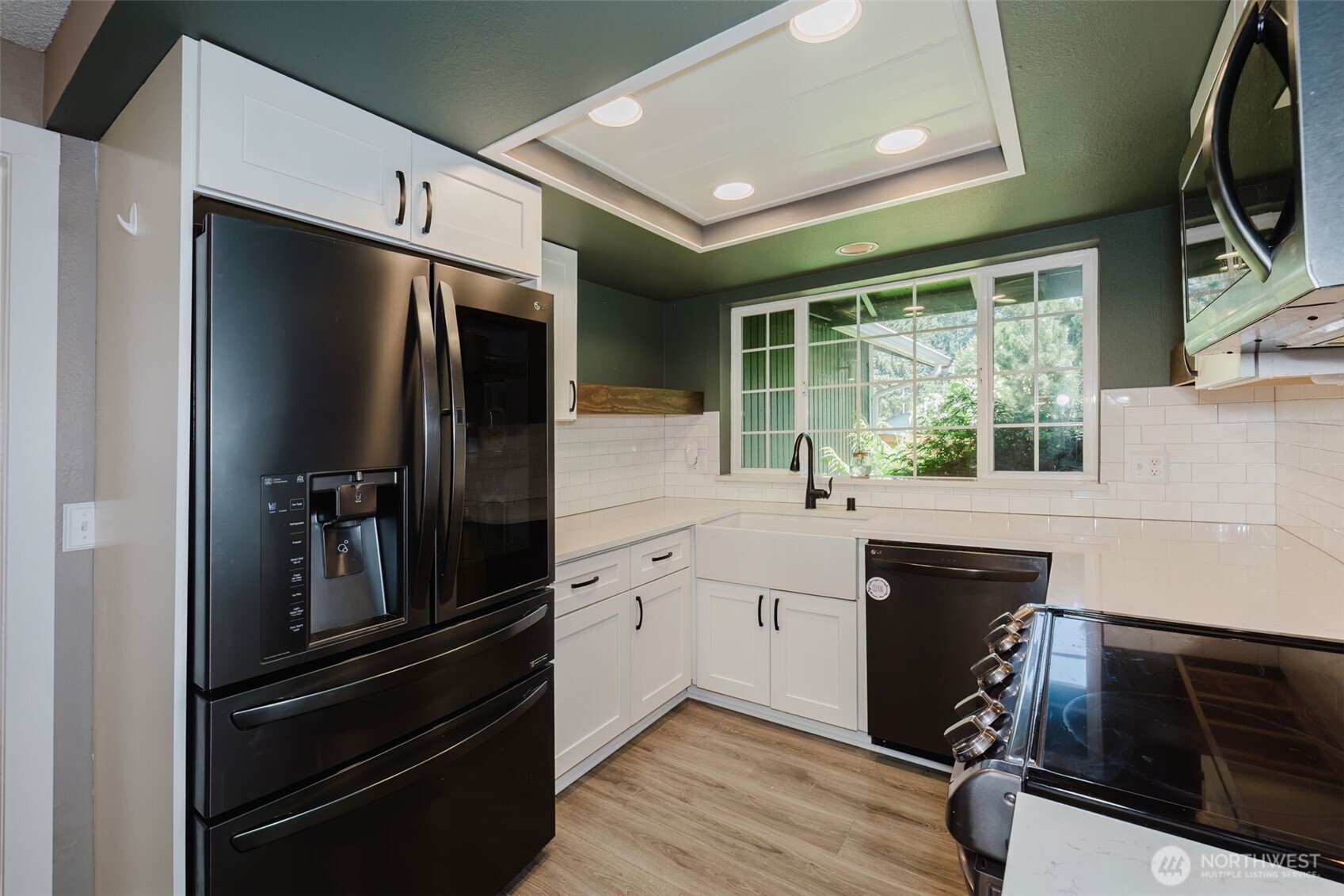 7629 Oak Park Drive Property Photo 8