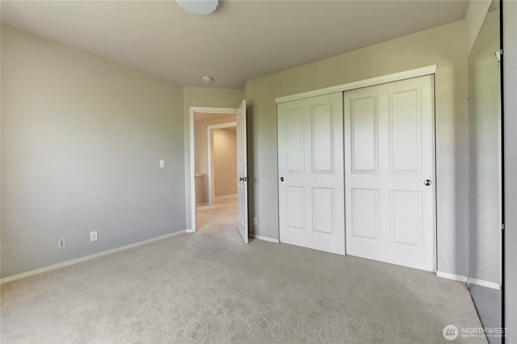 18947 Ne 68th Street Property Photo 33