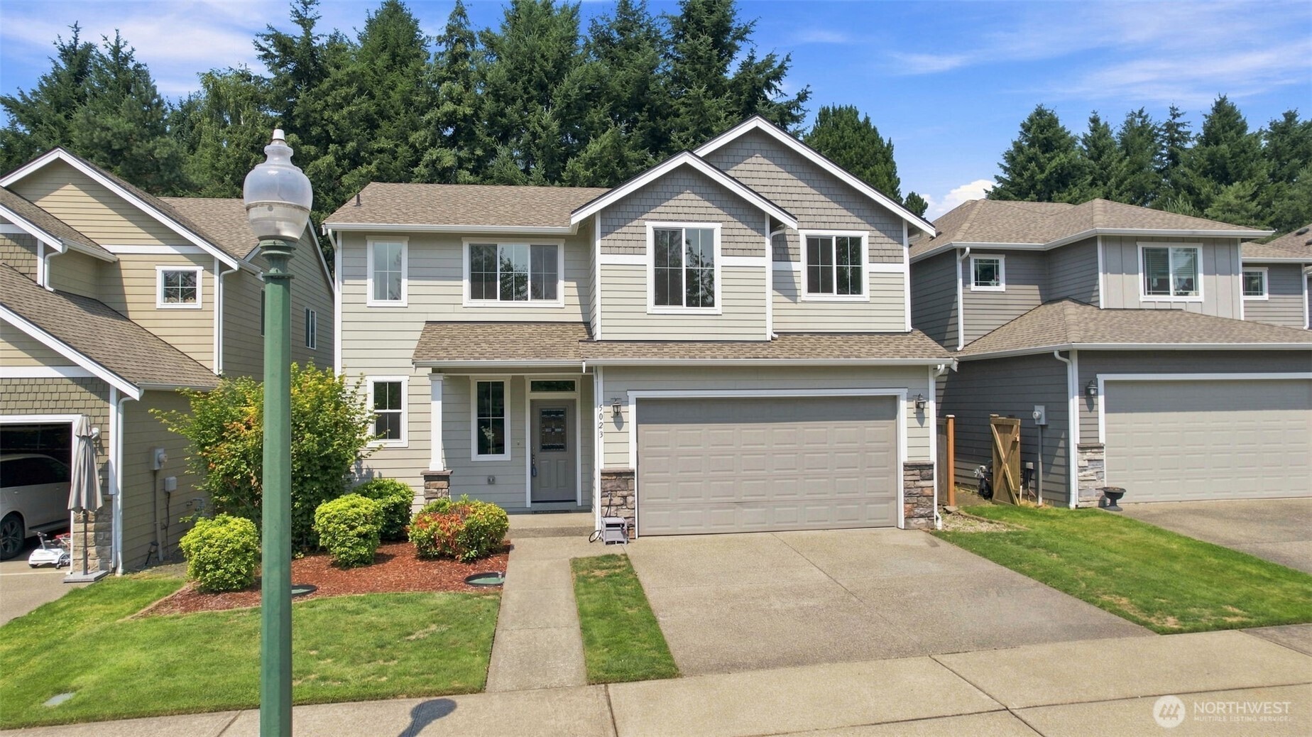 5023 Black Rock Loop Property Photo 1