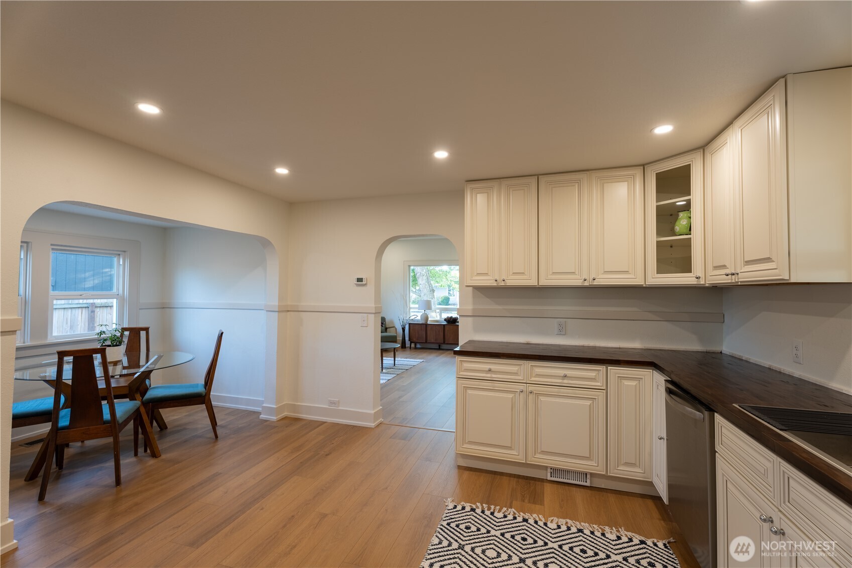 1024 H Street Property Photo 6