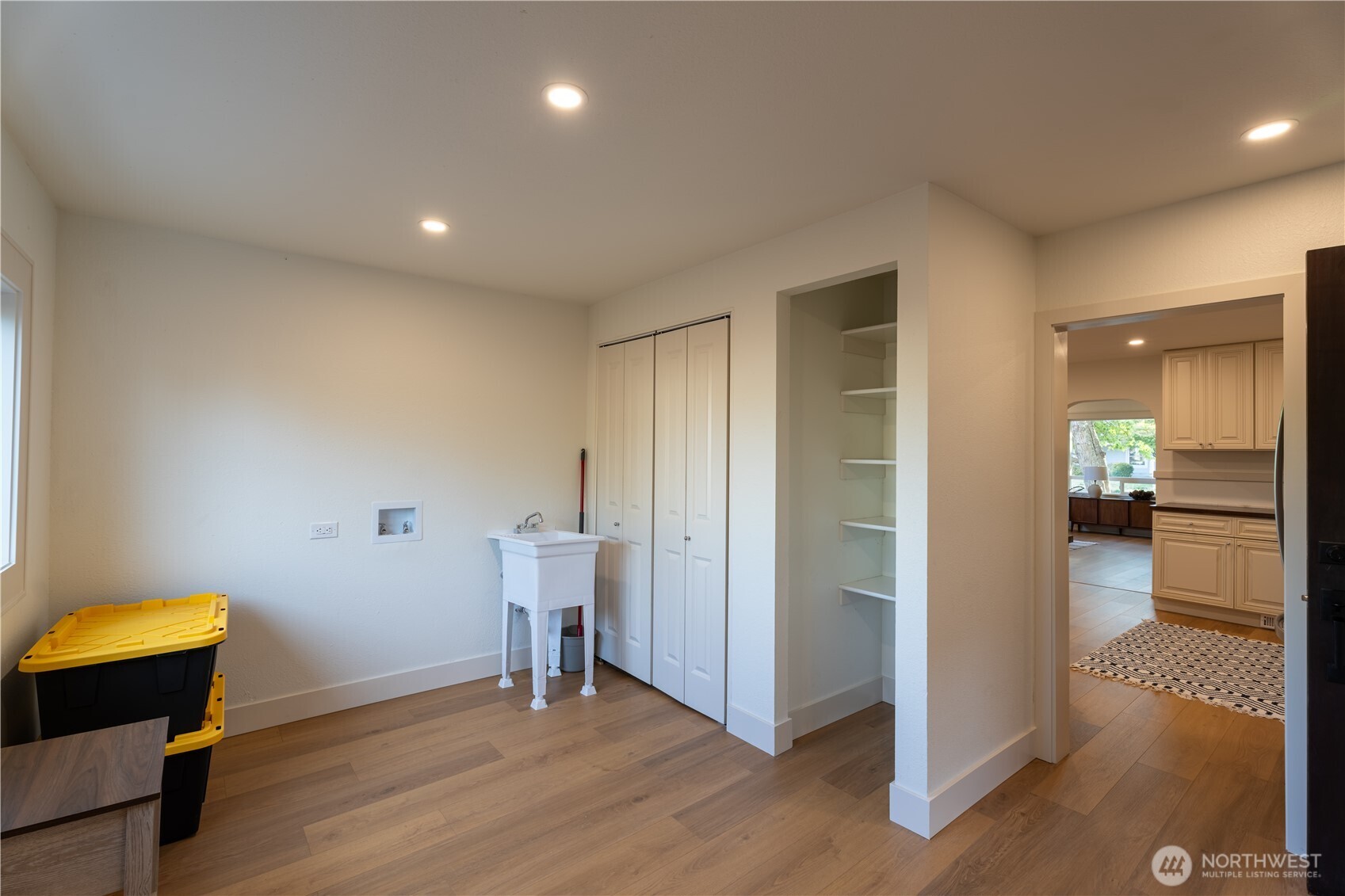 1024 H Street Property Photo 11