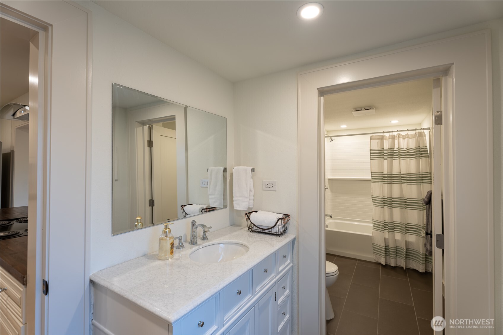 1024 H Street Property Photo 15