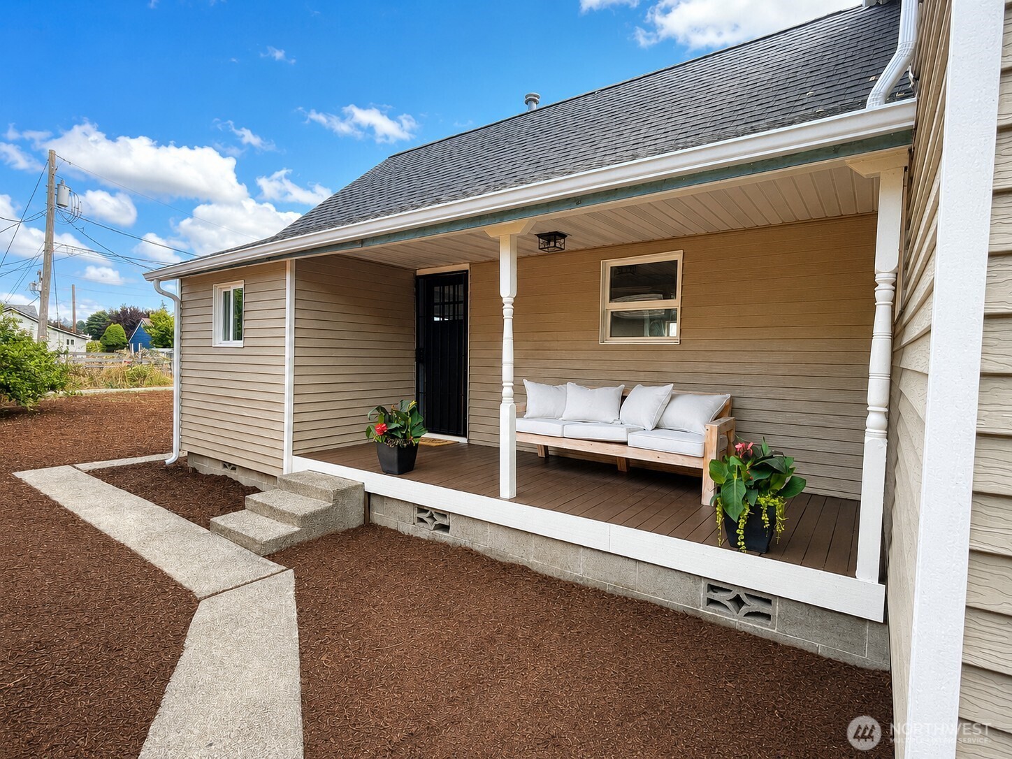 1024 H Street Property Photo 22