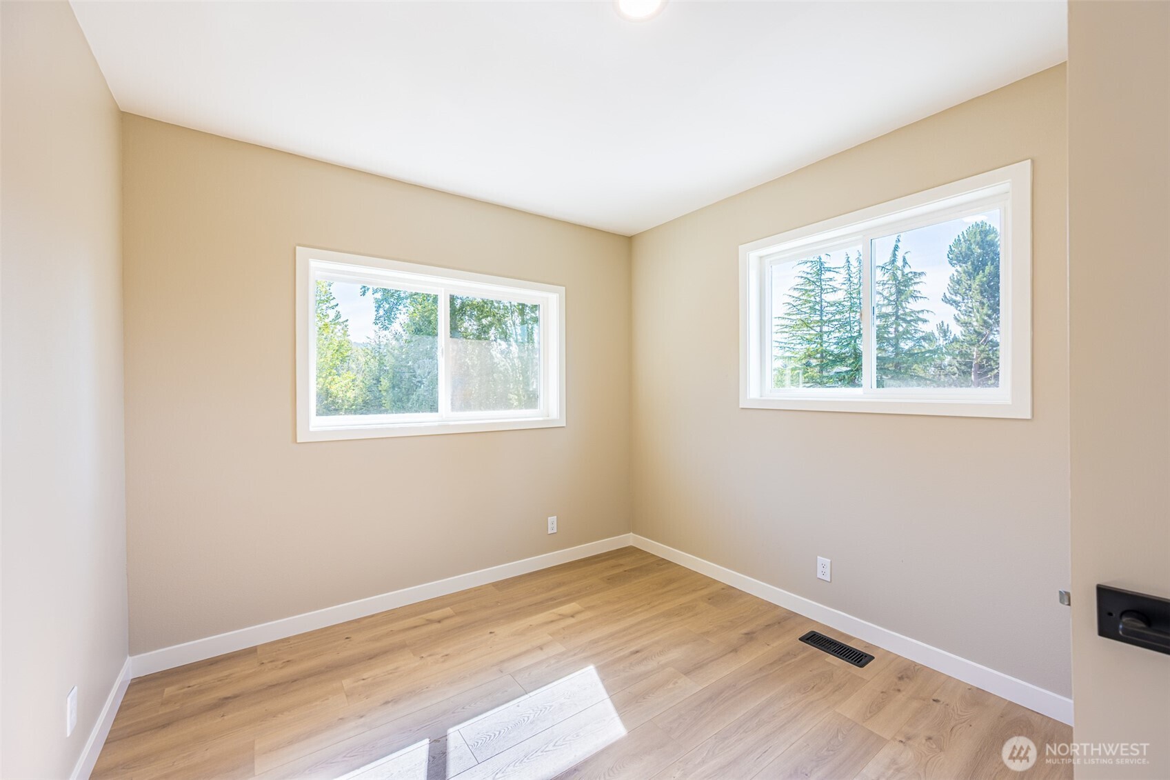 571 Spyglass Lane Property Photo 22