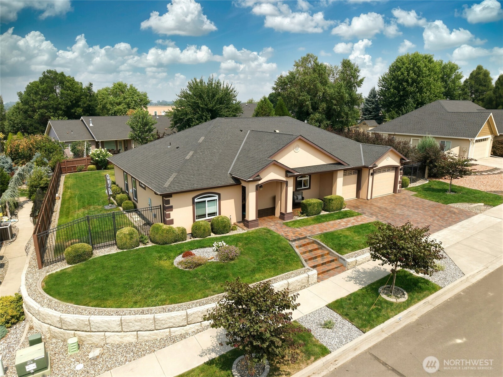 260 Coyote Ridge Drive Property Photo 4