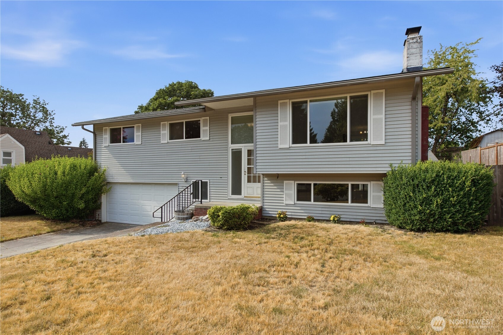 10074 Se 213th Place Property Photo 1