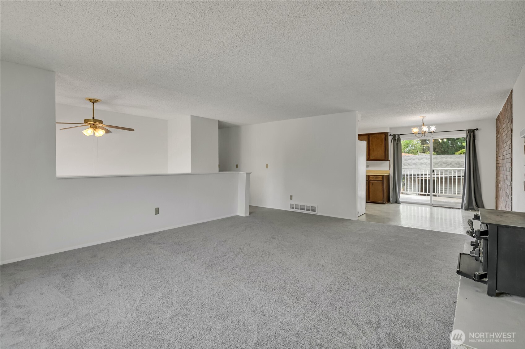 10074 Se 213th Place Property Photo 3