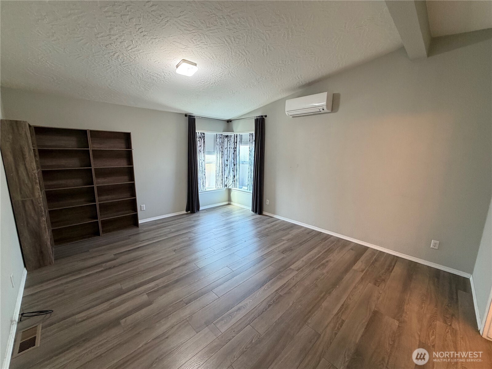 325 N 5th Avenue 3 Property Photo 12