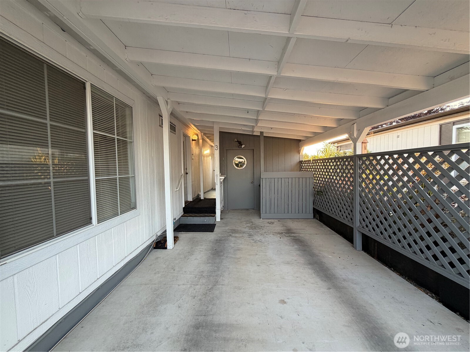 325 N 5th Avenue 3 Property Photo 17