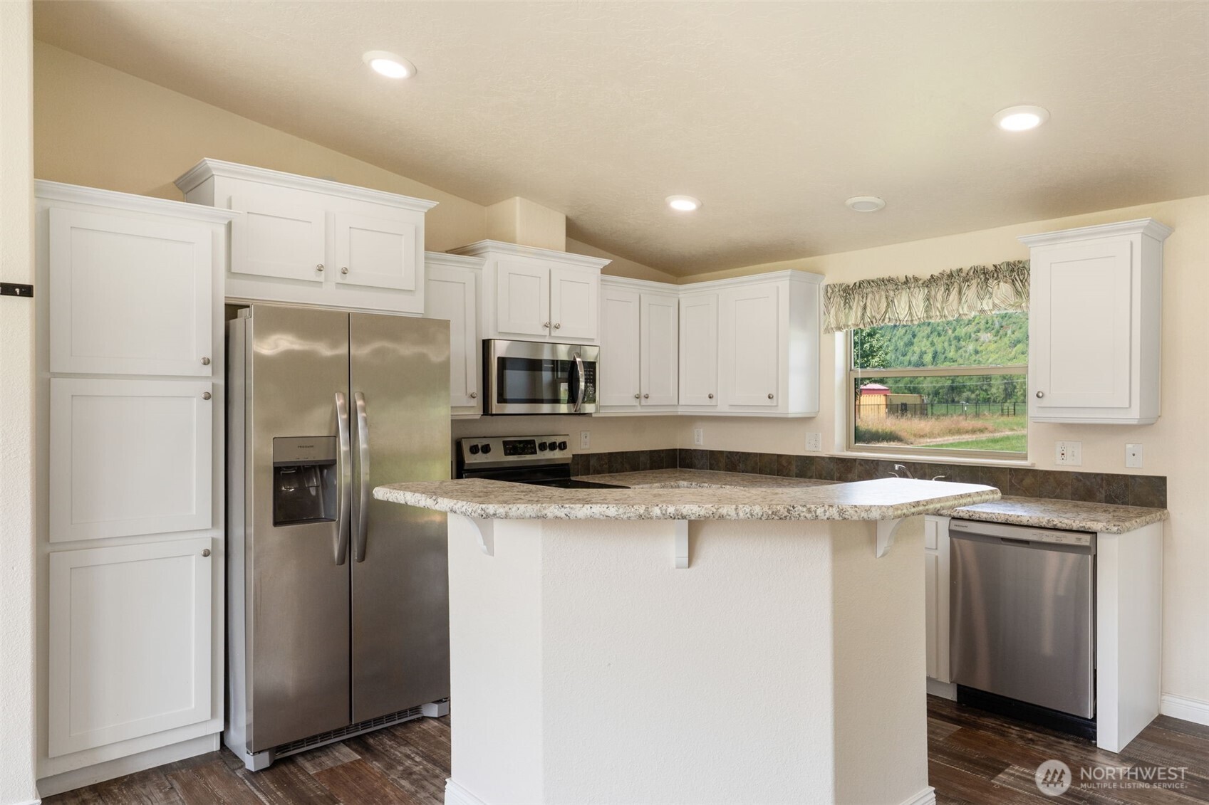 216 Mossyrock Road Property Photo 6