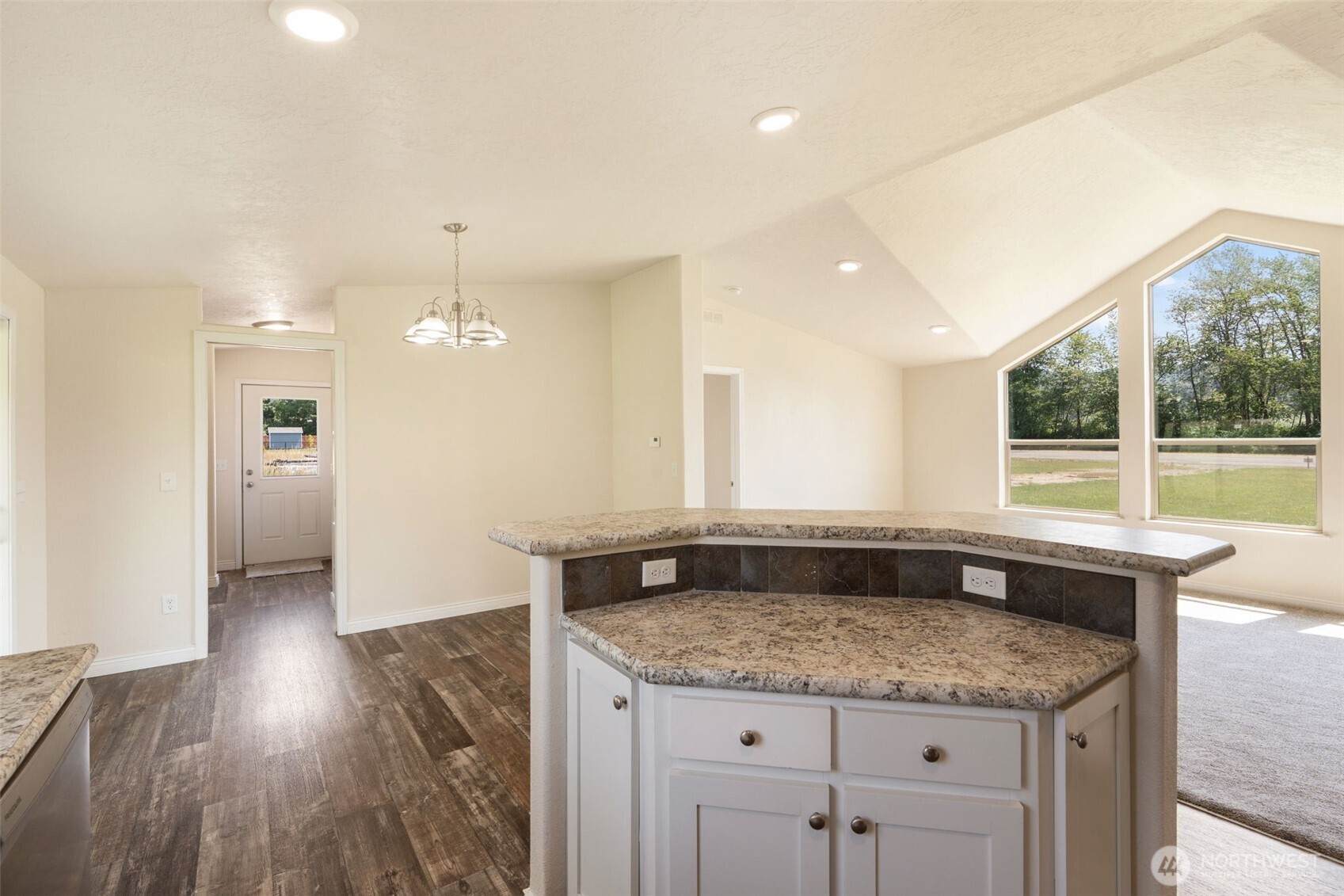 216 Mossyrock Road Property Photo 7