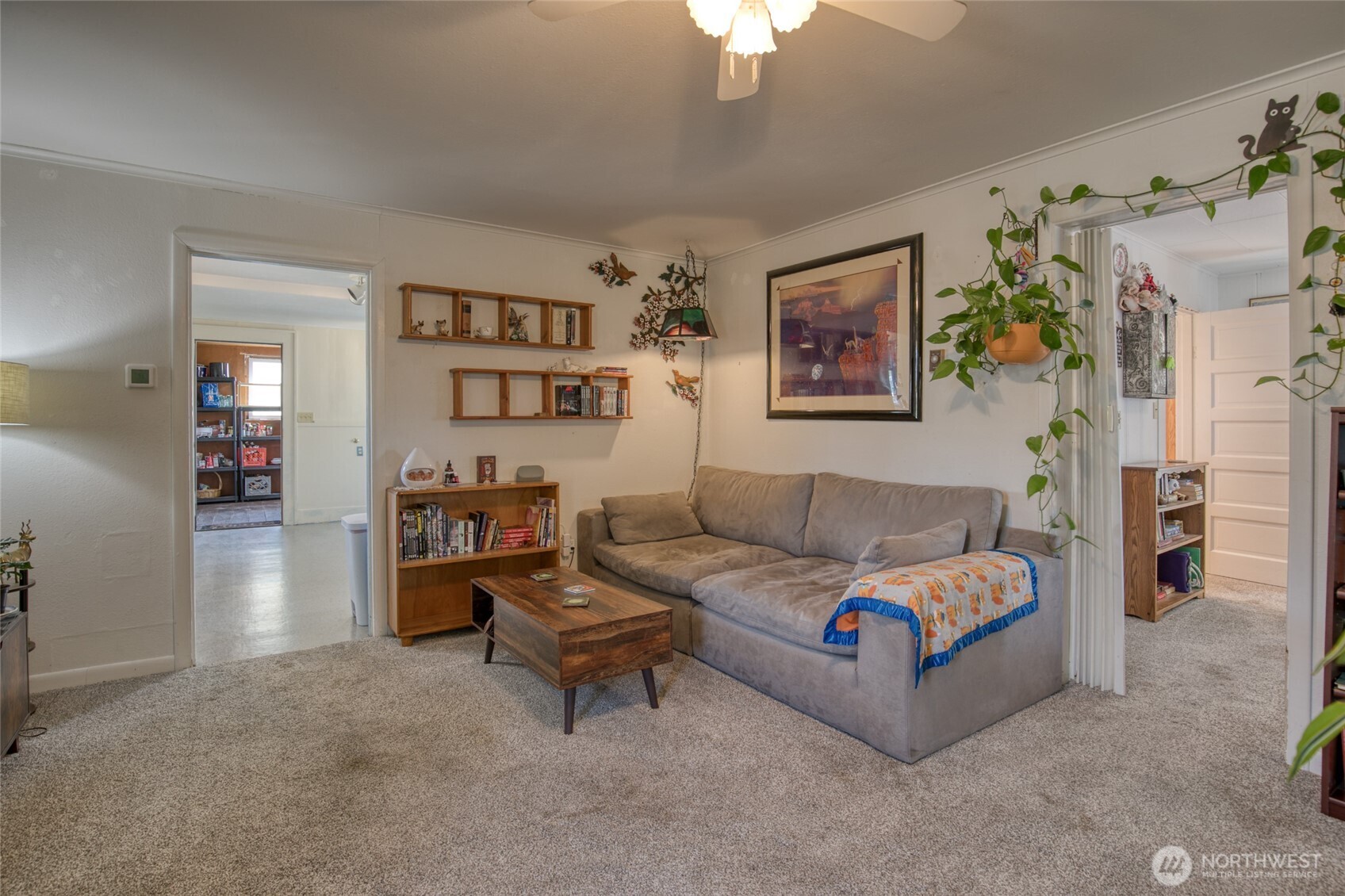 1021 W Stockwell Street Property Photo 5