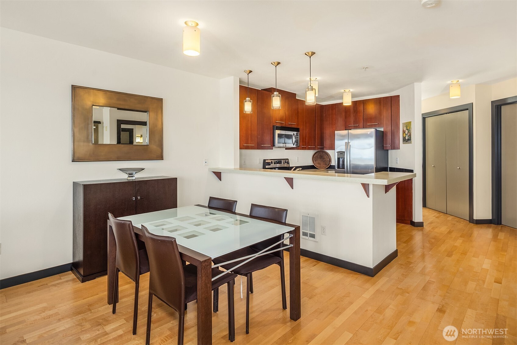 655 Crockett Street B301 Property Photo 8