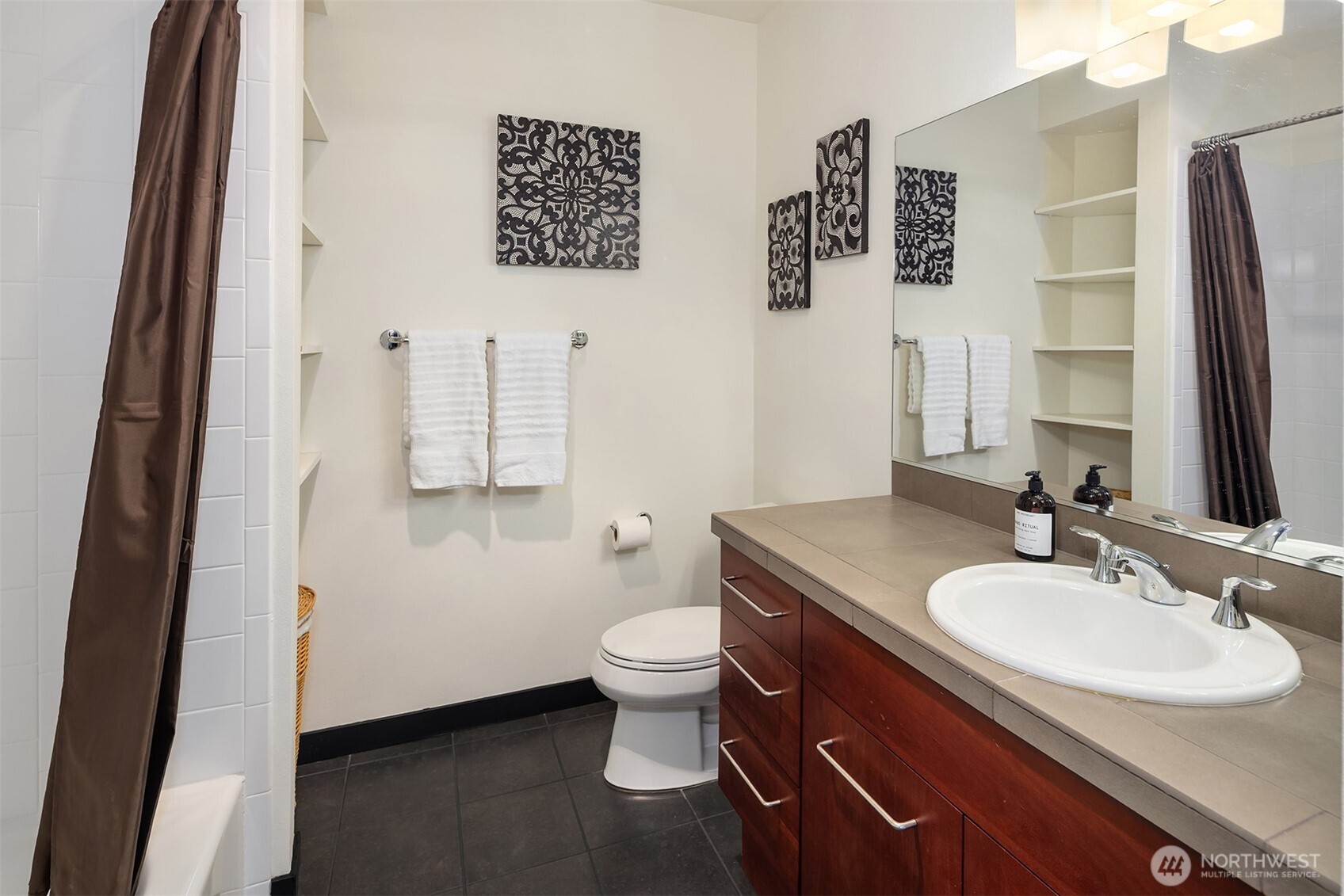 655 Crockett Street B301 Property Photo 19