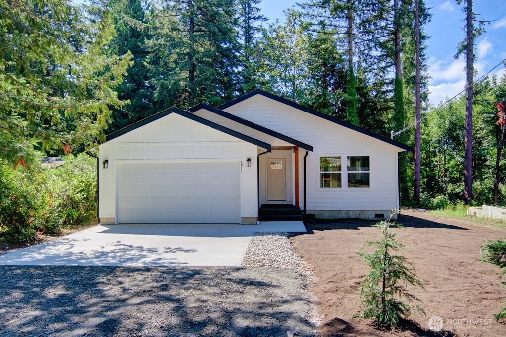 7911 Apache Drive Property Photo 1