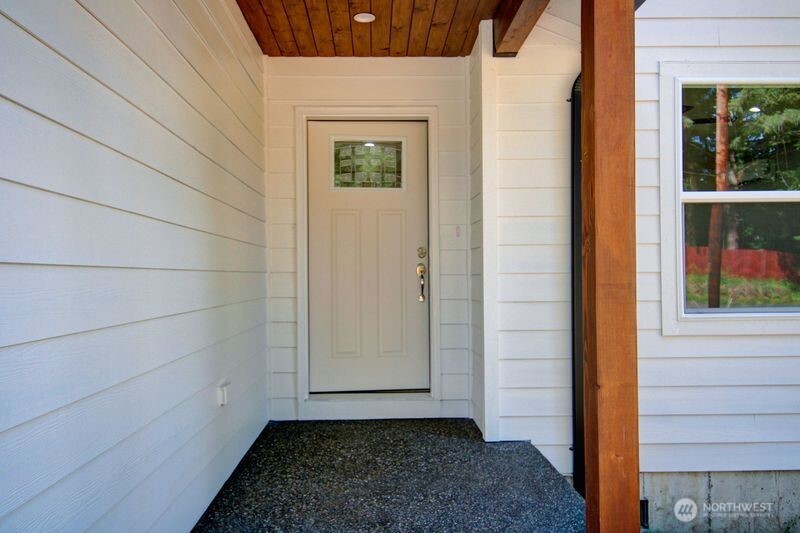 7911 Apache Drive Property Photo 2