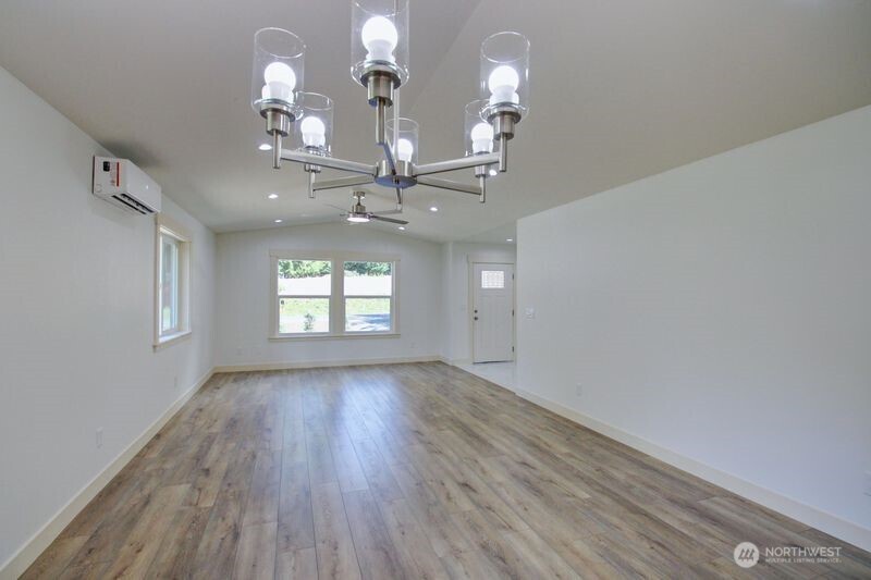 7911 Apache Drive Property Photo 6