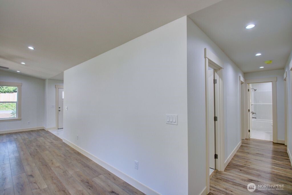 7911 Apache Drive Property Photo 15