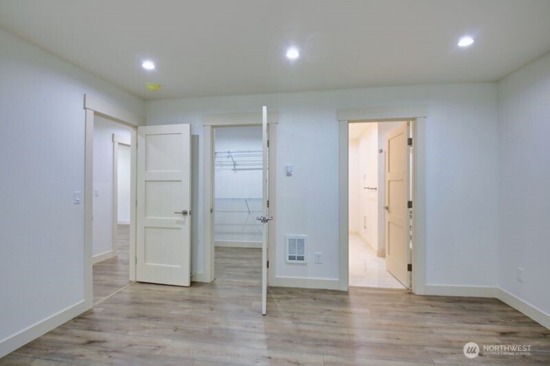 7911 Apache Drive Property Photo 18