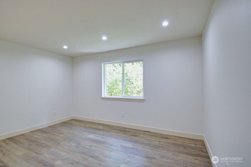 7911 Apache Drive Property Photo 20