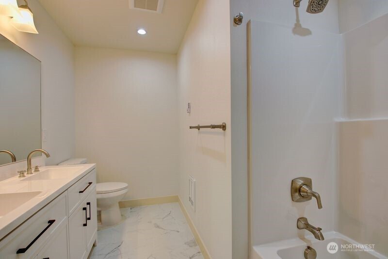 7911 Apache Drive Property Photo 25