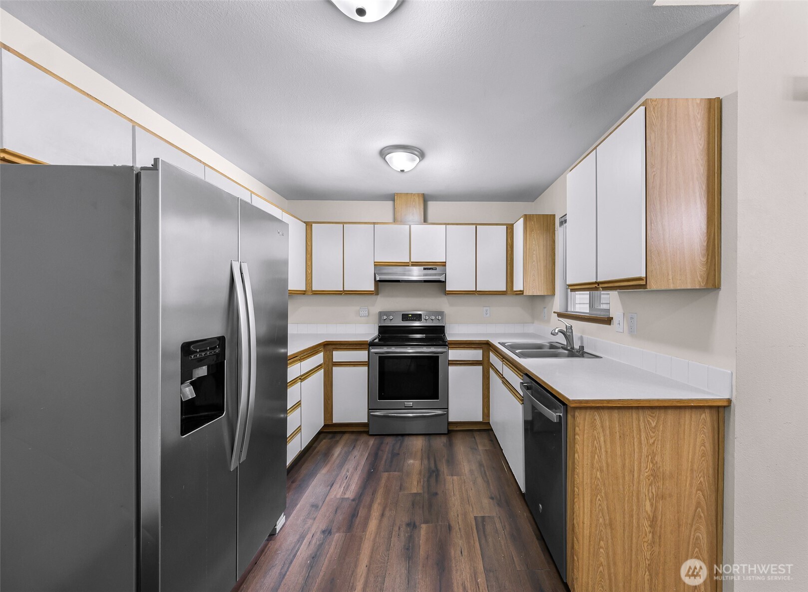 16619 41st Drive B Property Photo 7