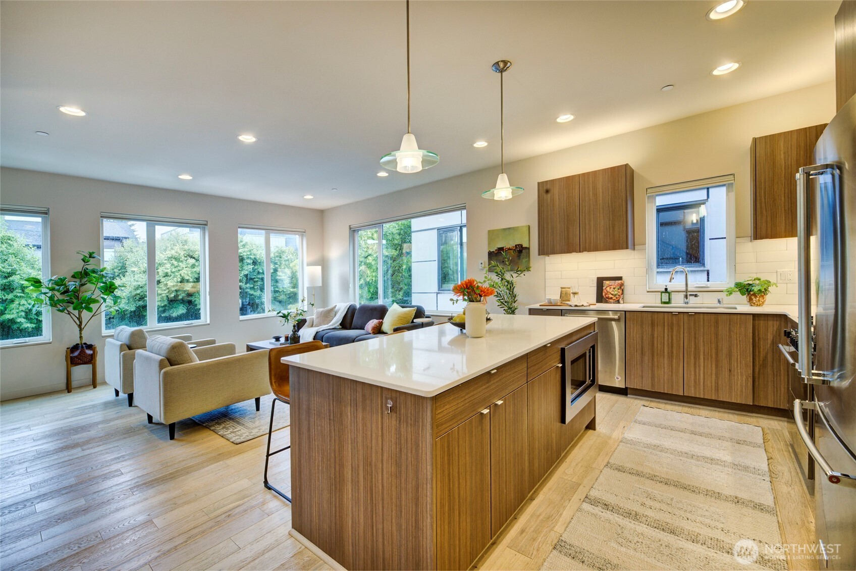 3834 California Avenue Property Photo 13