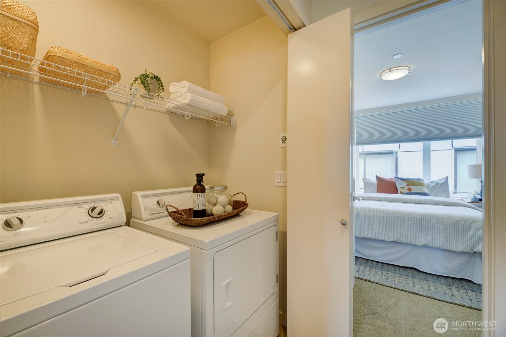 3834 California Avenue Property Photo 26