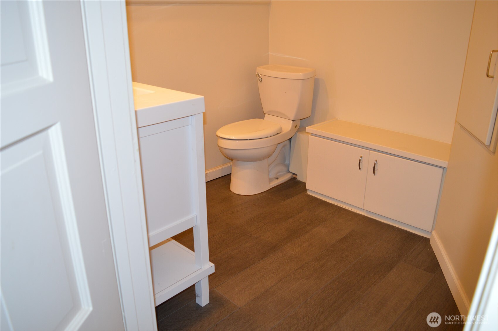 9803 Rainier Avenue Lower Property Photo 6