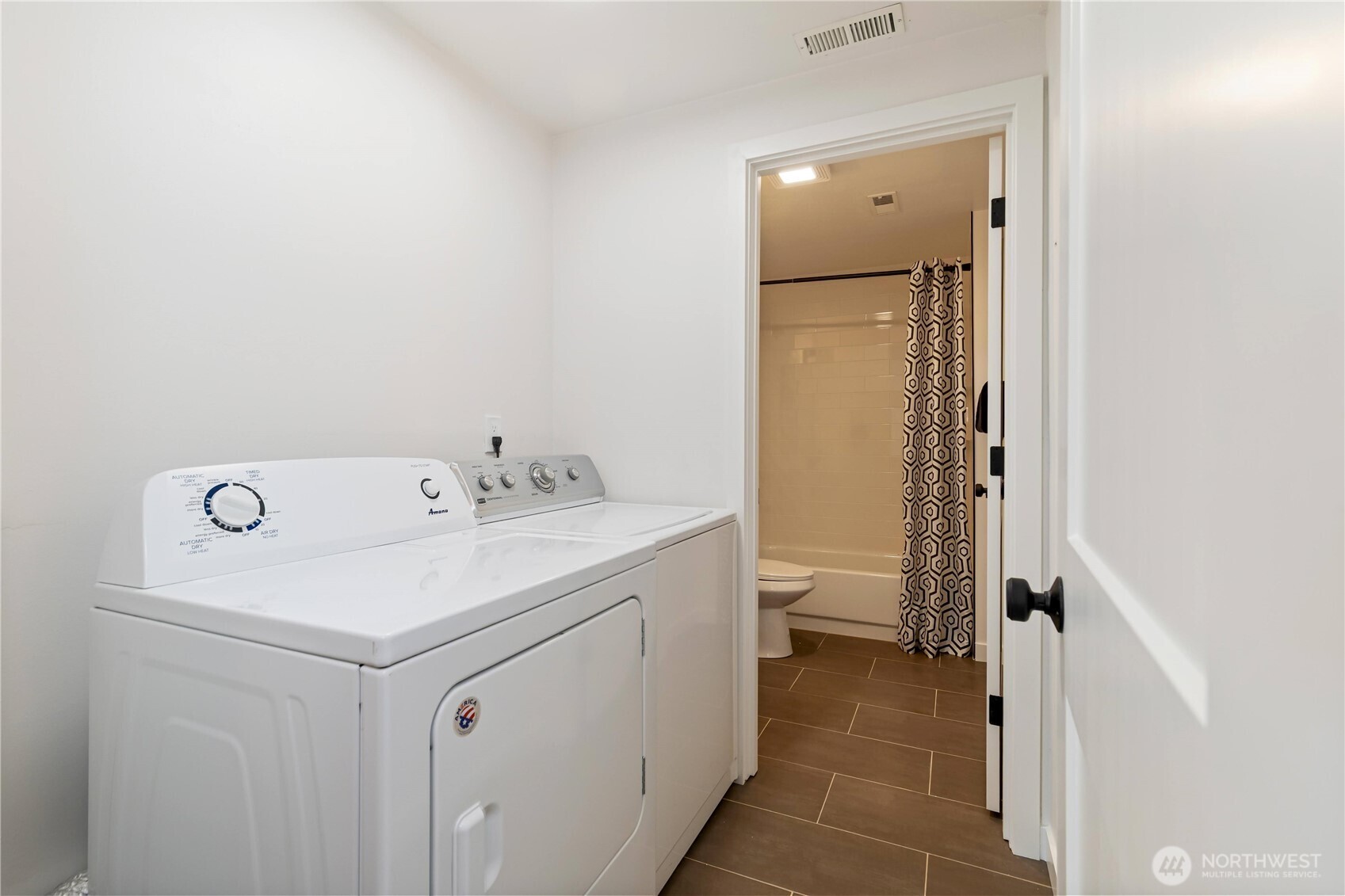 5134 S Wallace Street Property Photo 29