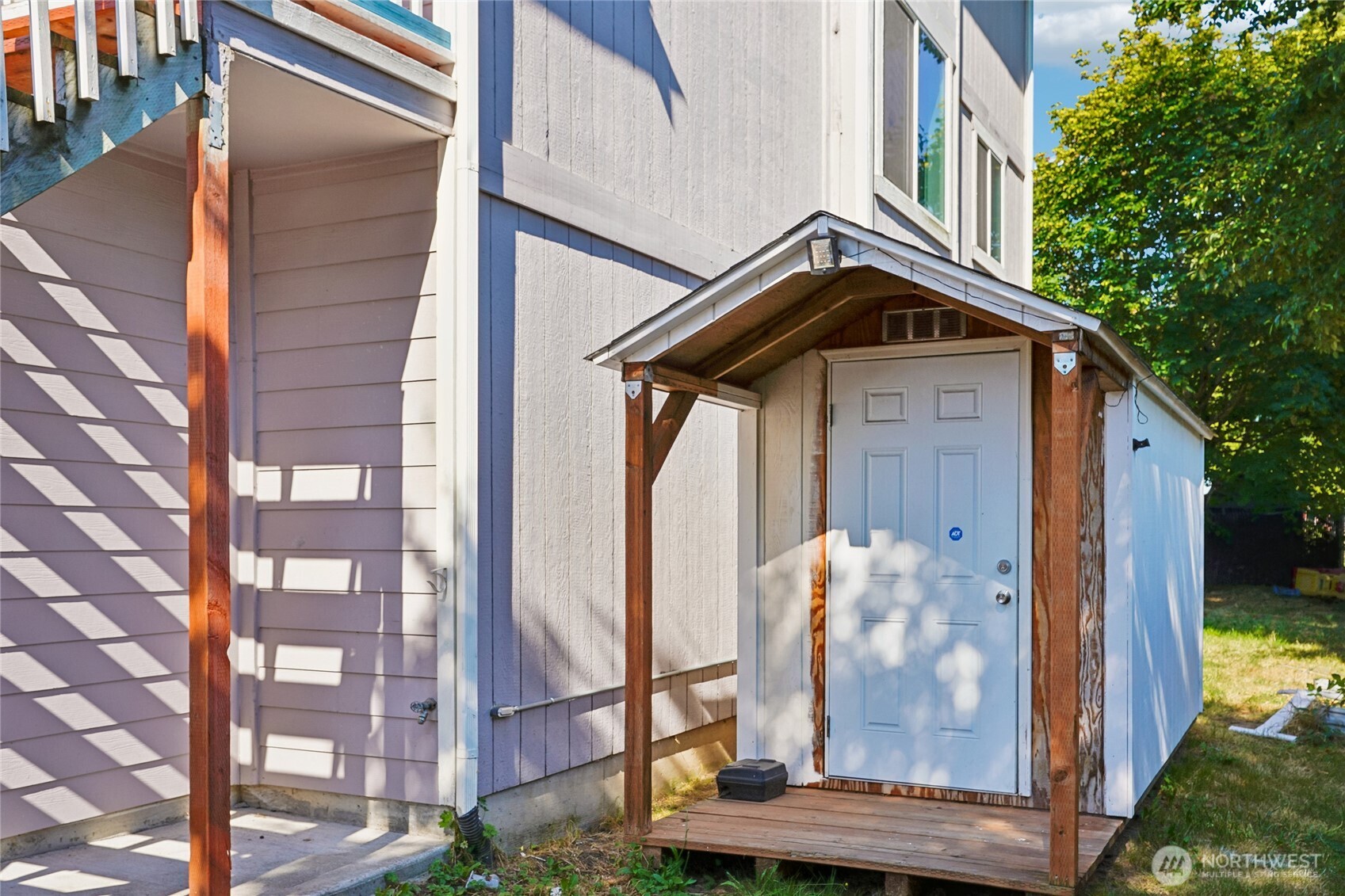 11425 A Street Property Photo 23