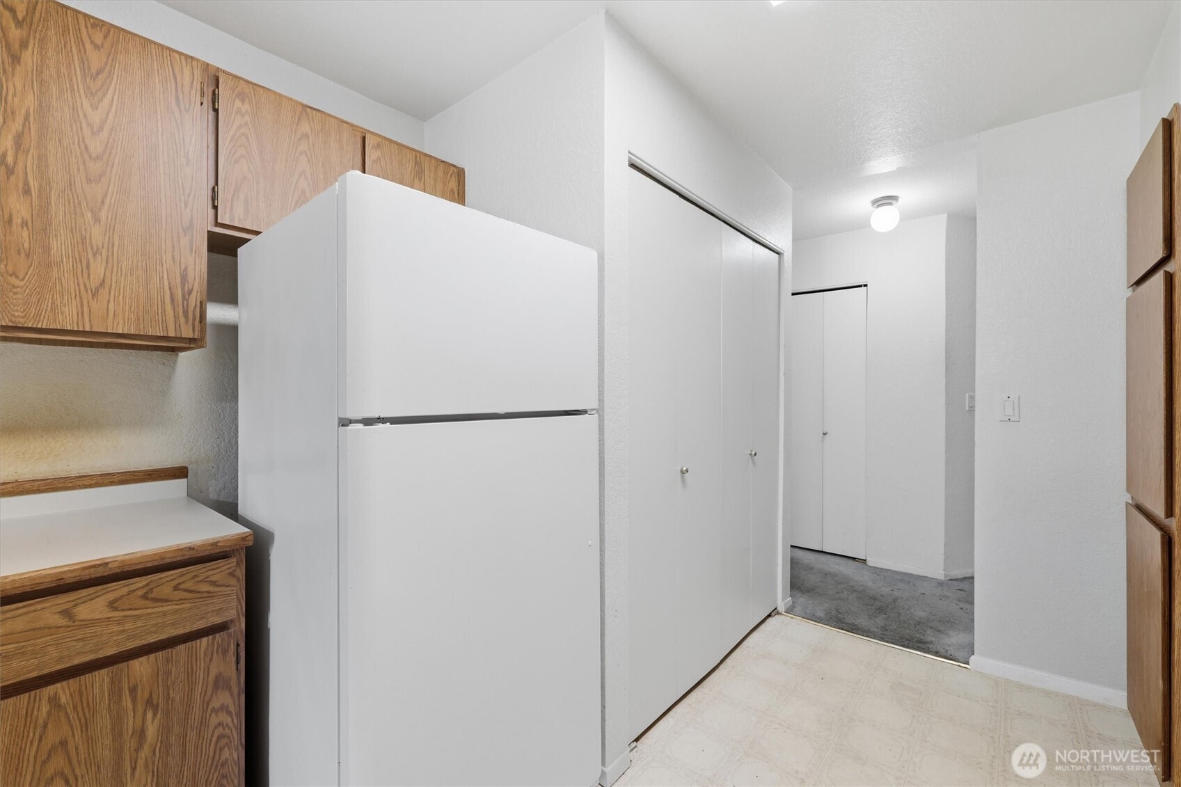 4200 Factoria Boulevard B-2 Property Photo 3