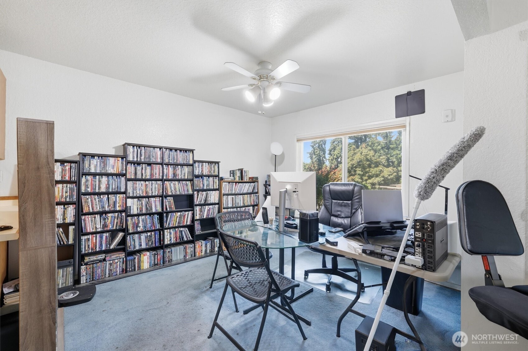 4200 Factoria Boulevard B-2 Property Photo 4
