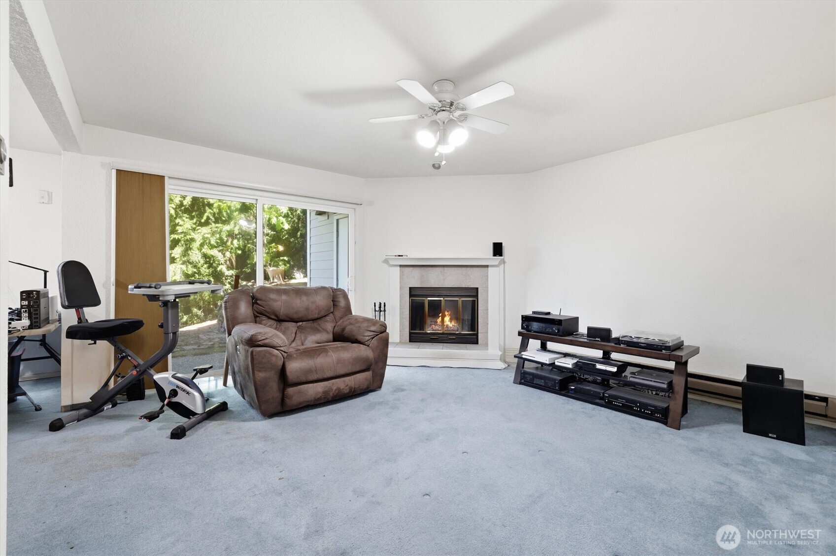 4200 Factoria Boulevard B-2 Property Photo 6