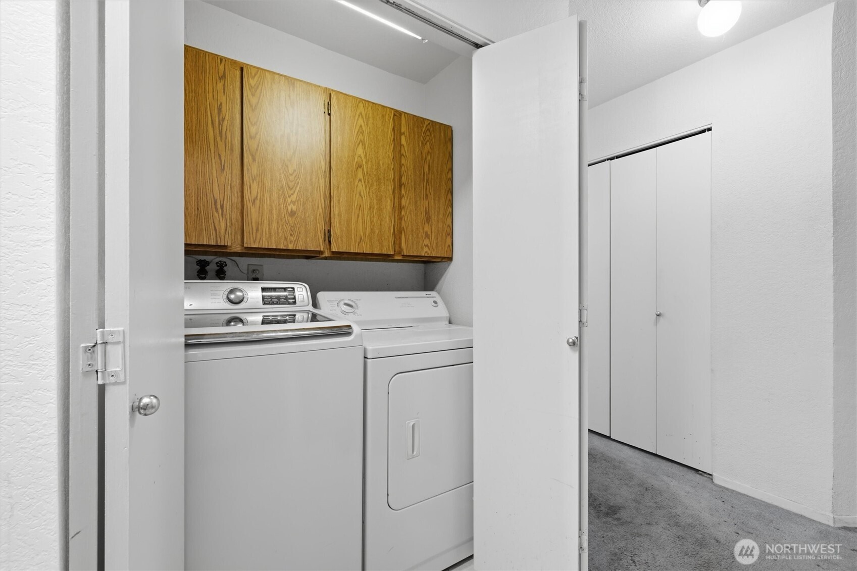 4200 Factoria Boulevard B-2 Property Photo 13