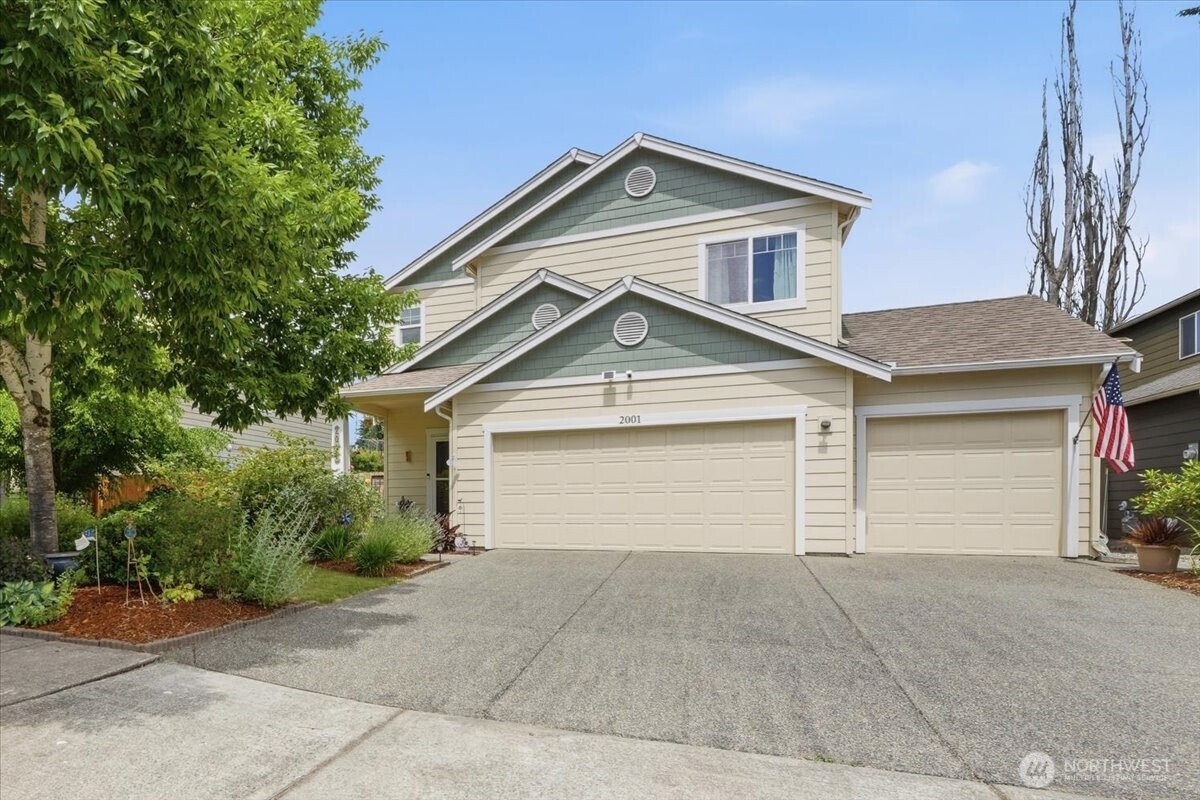 2001 5th Avenue Property Photo 2