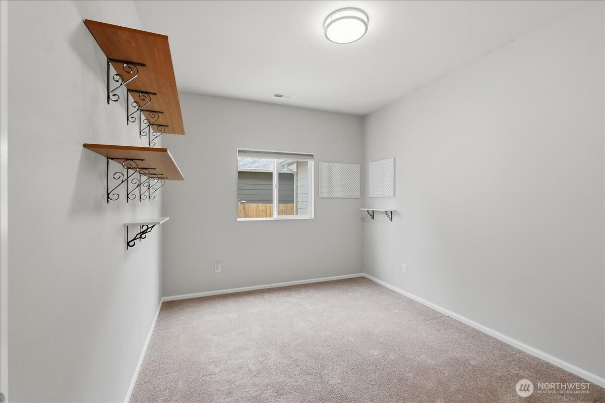 2001 5th Avenue Property Photo 16
