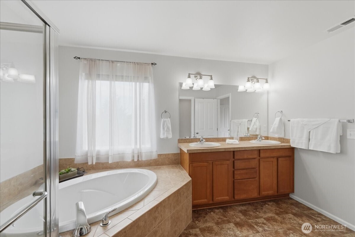 2001 5th Avenue Property Photo 20