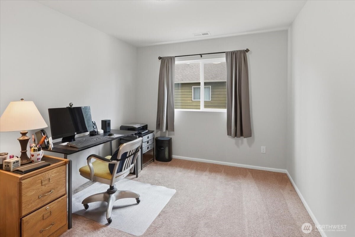 2001 5th Avenue Property Photo 23