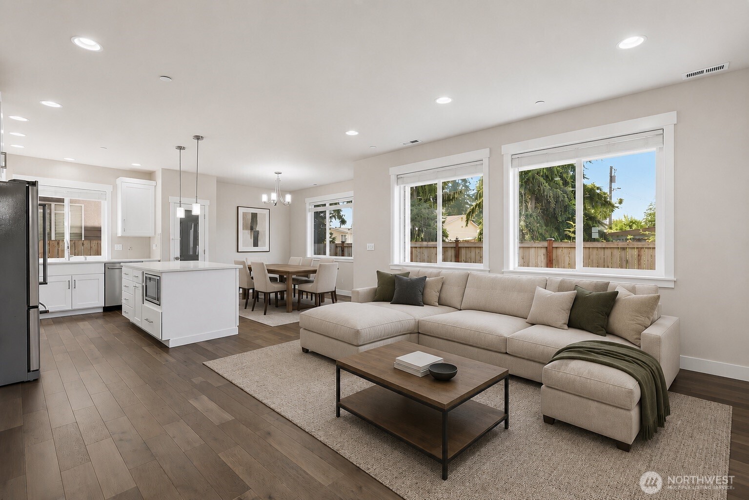 1312 170th Place B Property Photo 2