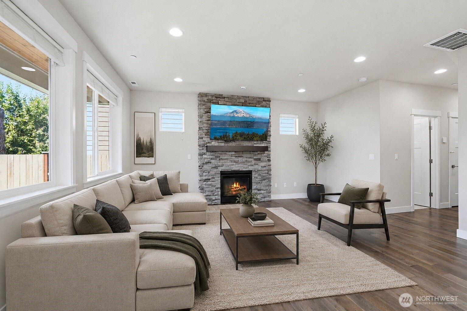 1312 170th Place B Property Photo 7