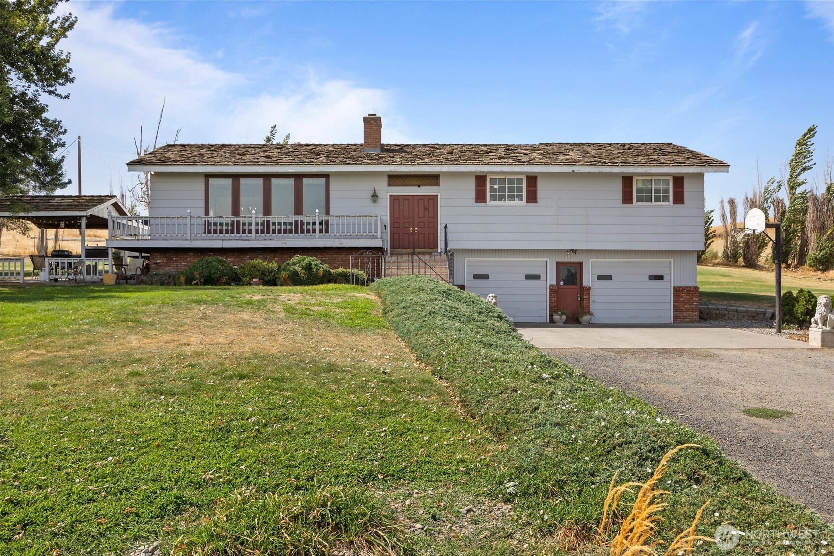 697 Conrad Road Property Photo 1