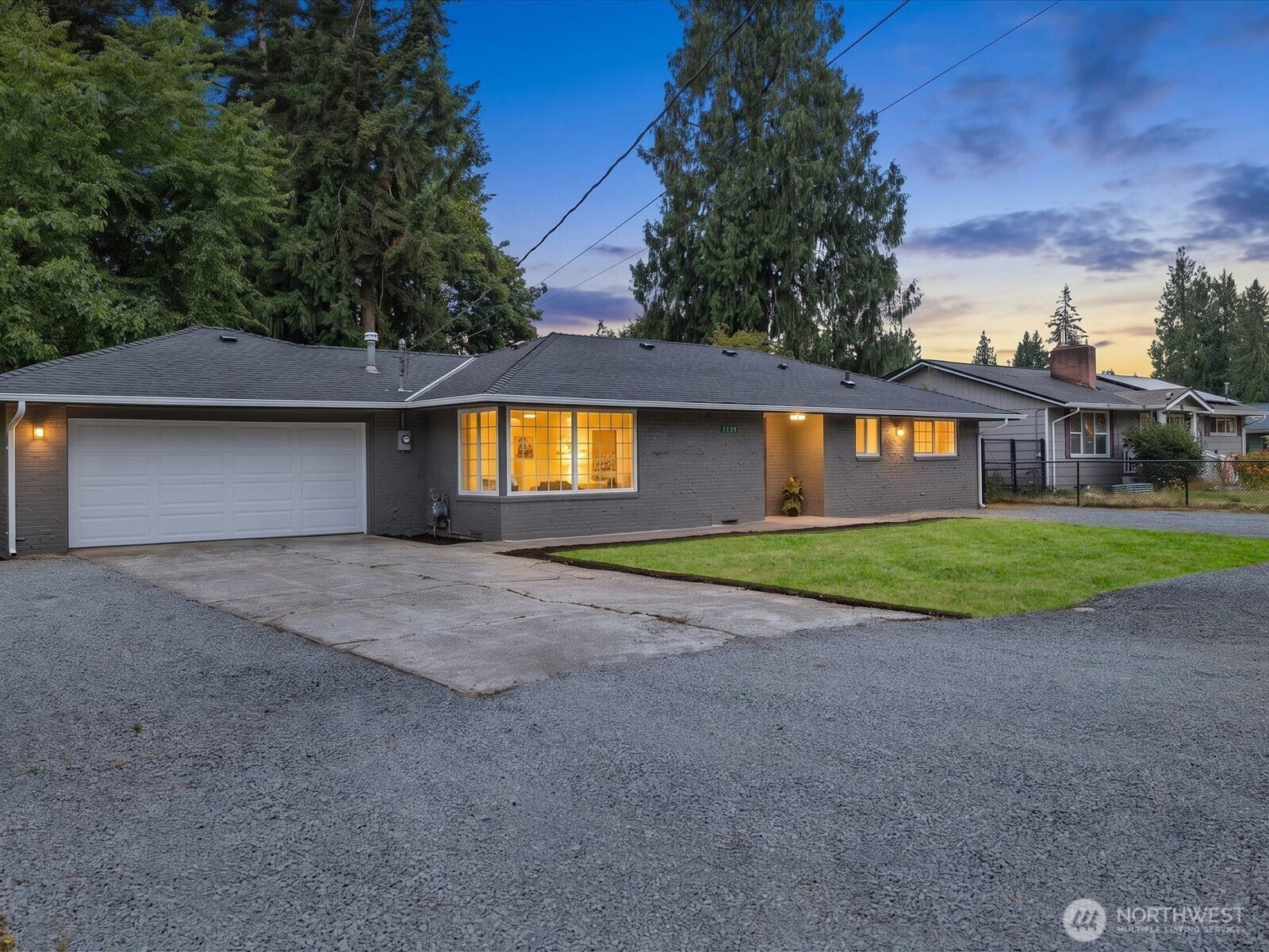 5724 78th Place Property Photo 1