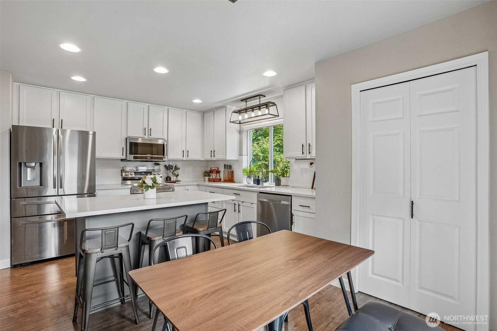 18511 94th Street Ct Property Photo 9