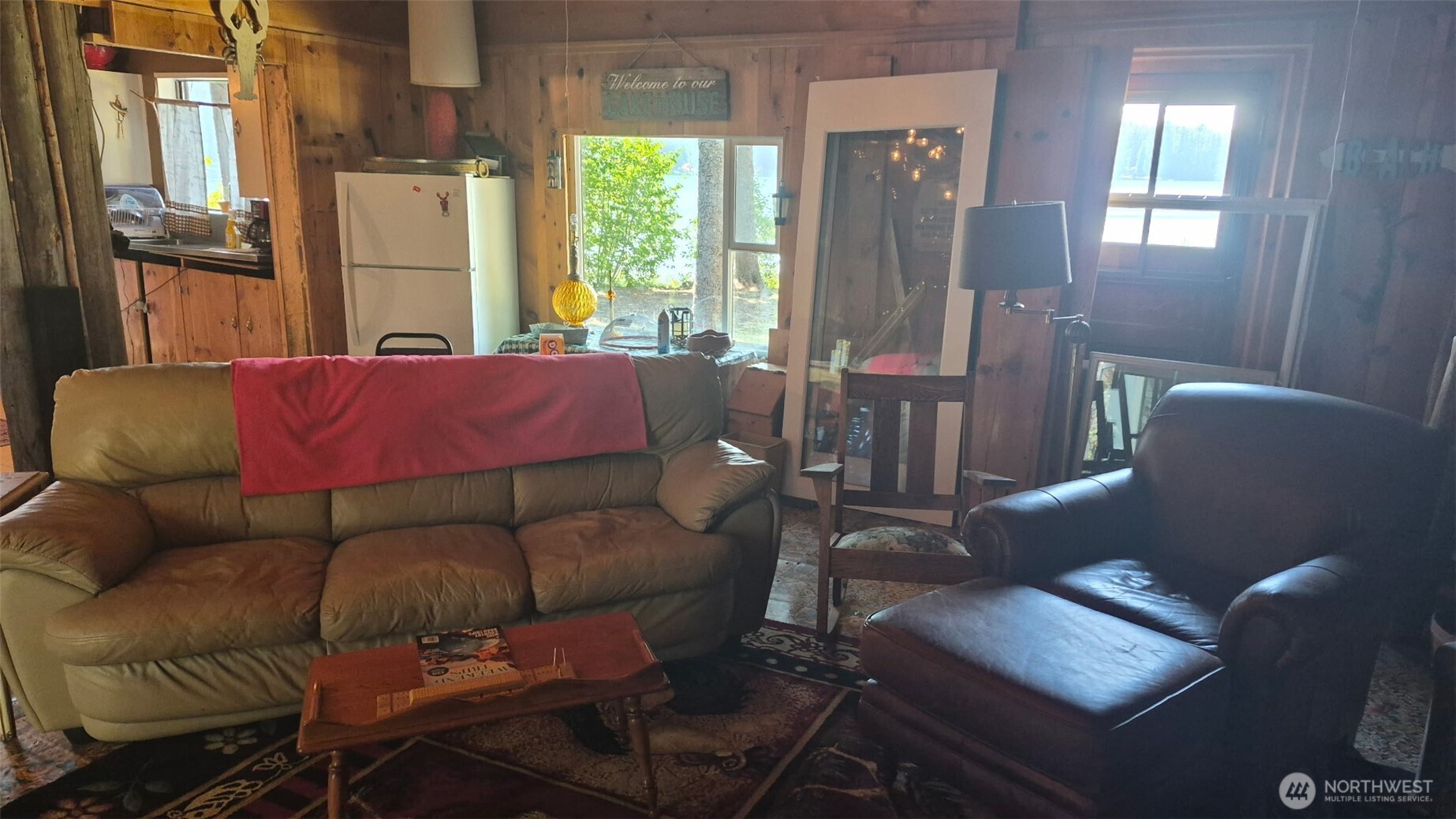282 Thompson Street Property Photo 5