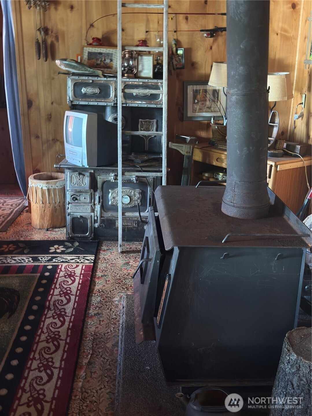 282 Thompson Street Property Photo 14